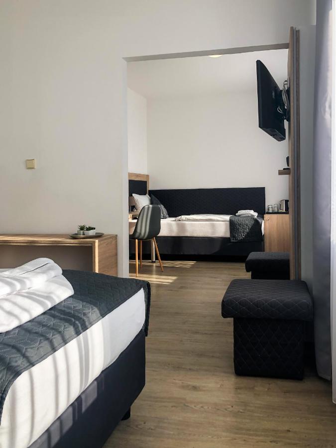 Hotel Bobr 3*