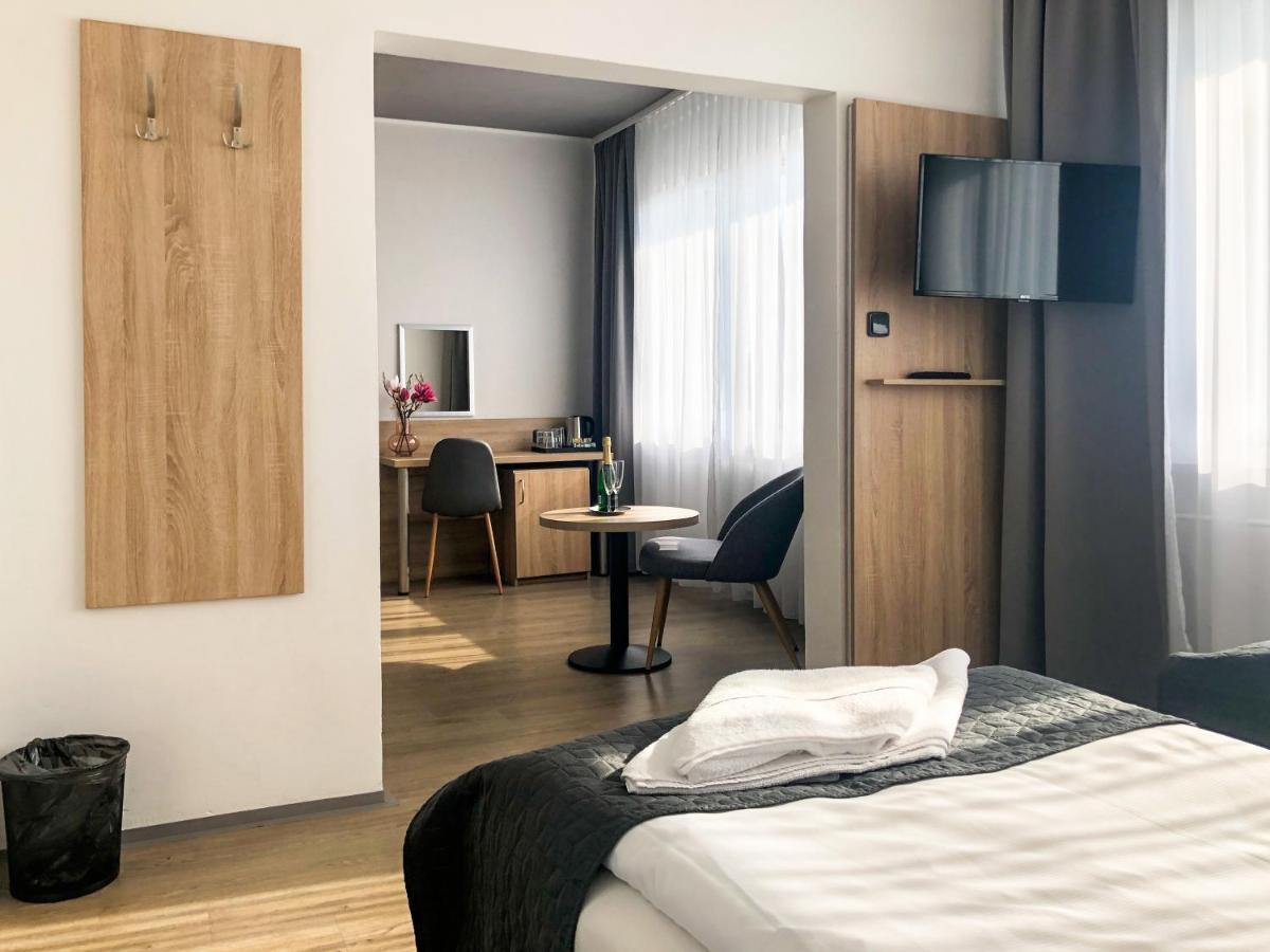 Bobr Hotel