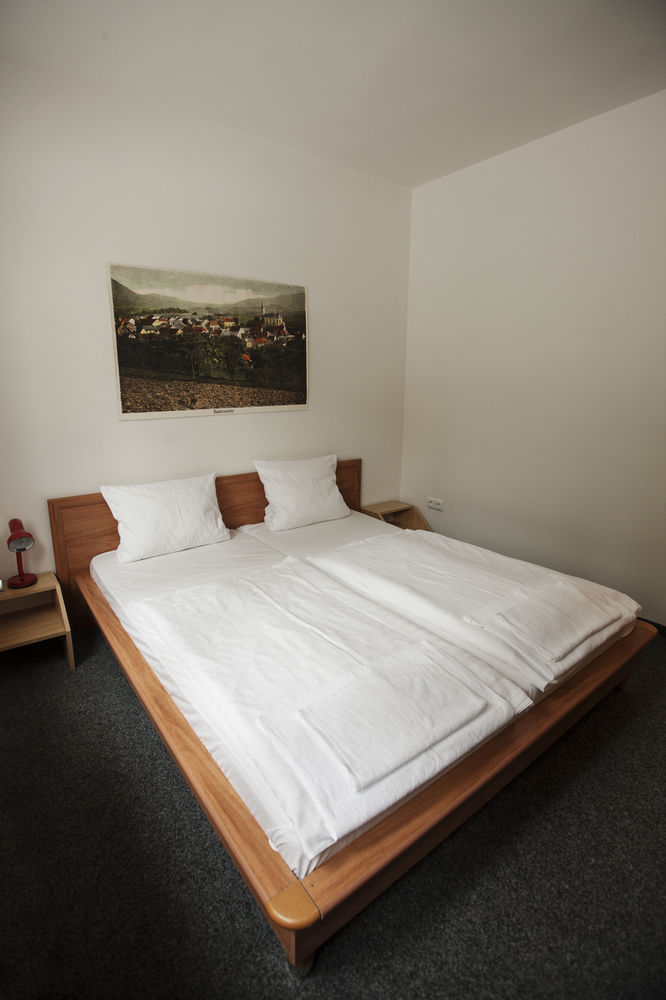 Bobr Hotel